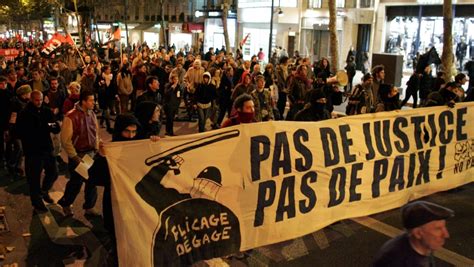 A Protestos de 2005 na França, um Marco da Inquietude Social e das tensões entre Gerações